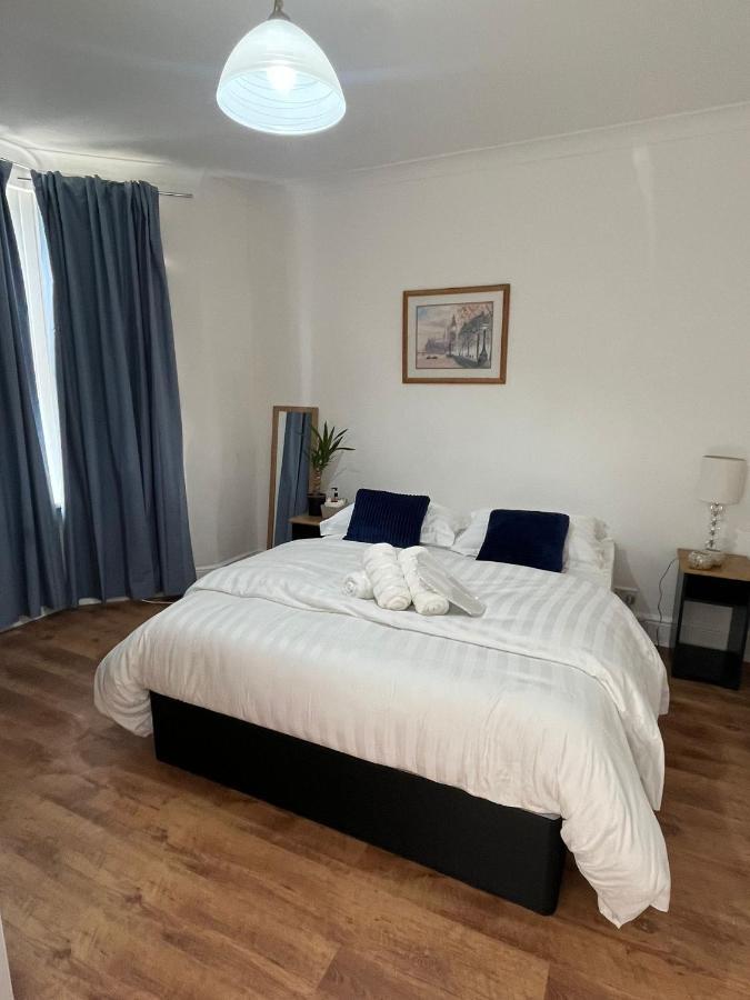 Park View Homestay Barking  Exterior foto